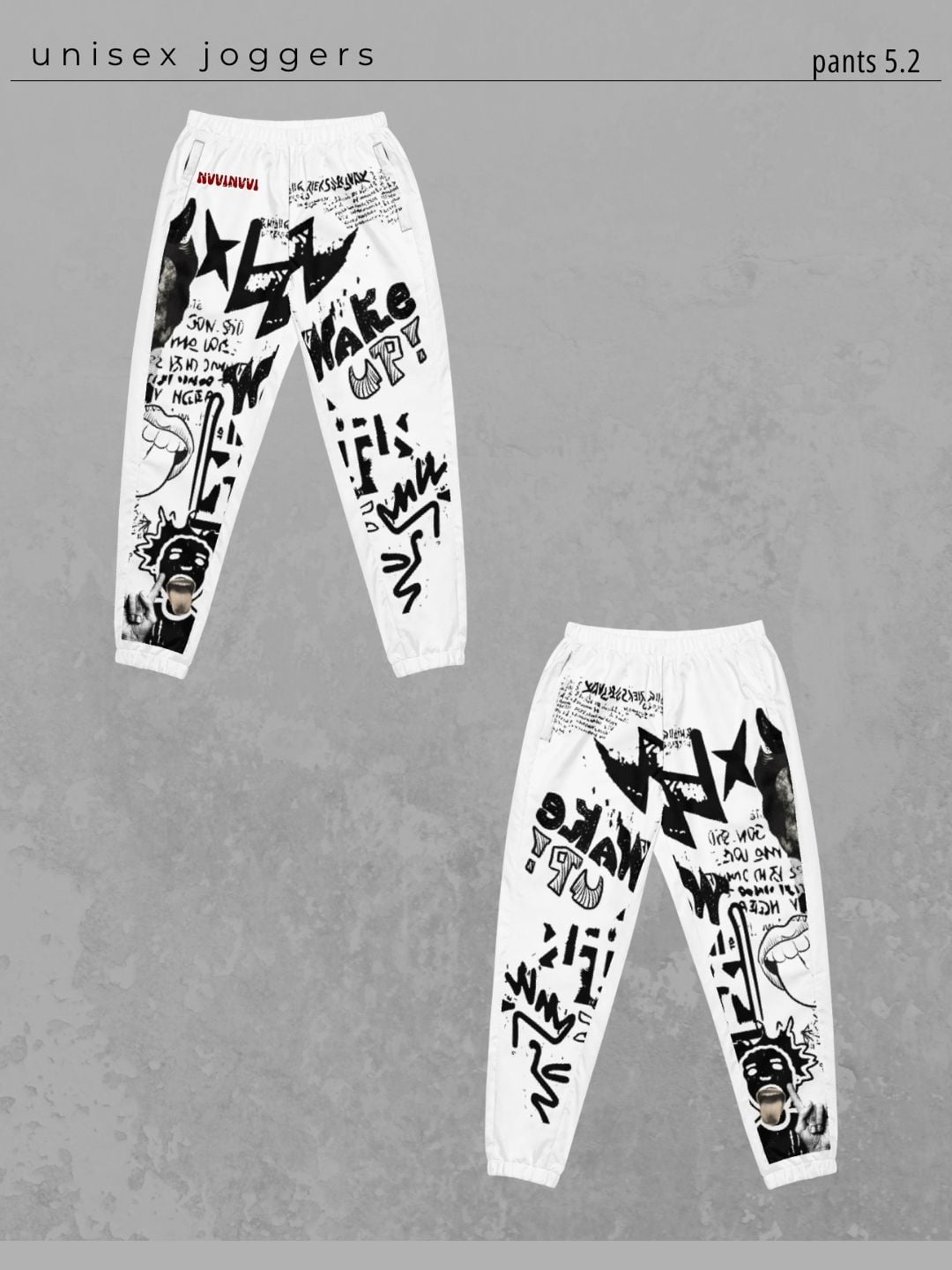 Packshot à plat du jogger graffiti blanc, vu de face et de dos, impression noire WAKE UP.